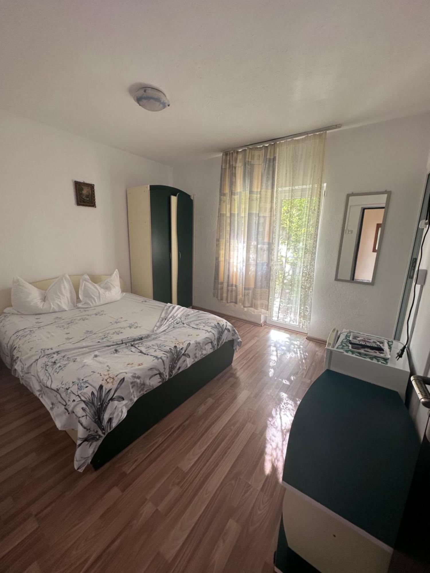 Отель Vila A&S Костинешти Экстерьер фото